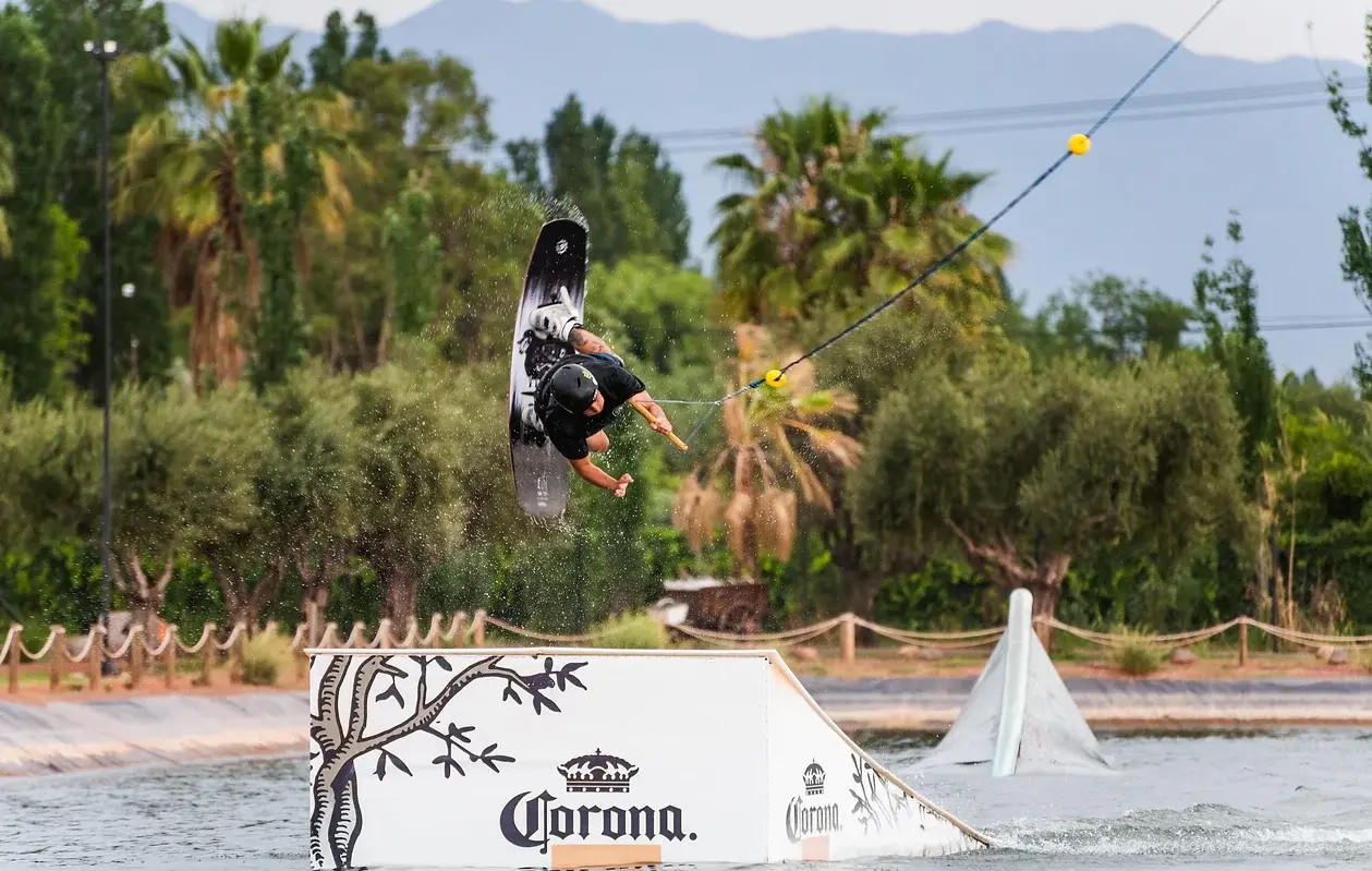 El Roble Wake Complex